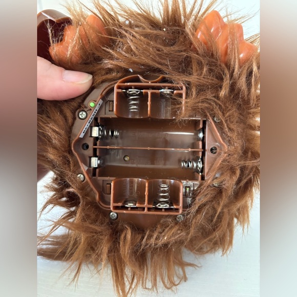 Hasbro Star Wars Furbacca (MISSING BATTERY COVER) 2015 - Picture 3 of 4